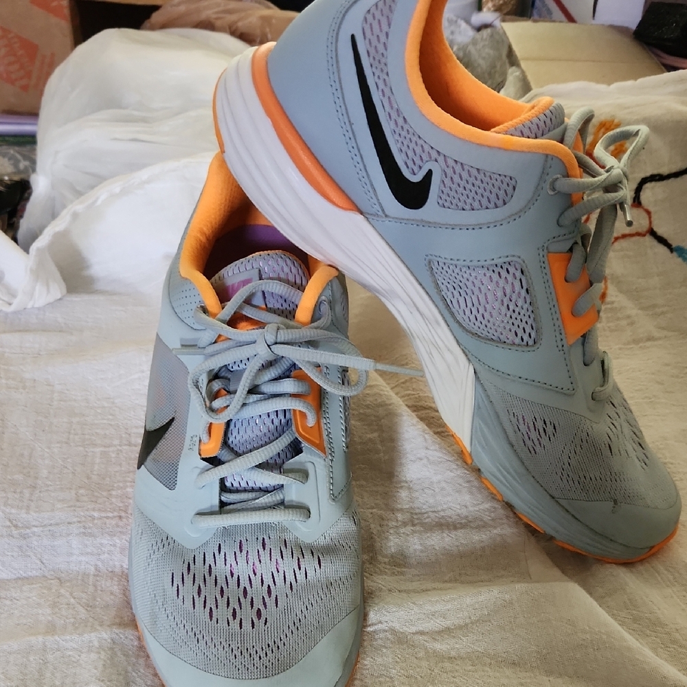 Ladies Nike Light Gray and Orange Running Shoes